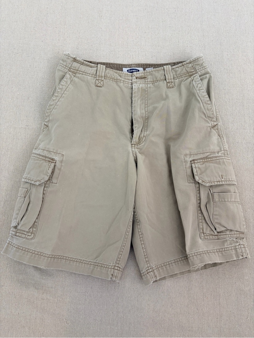 Old Navy Mens W30 Tan Khaki Heavyweight Utility Cargo Shorts Distressed #177